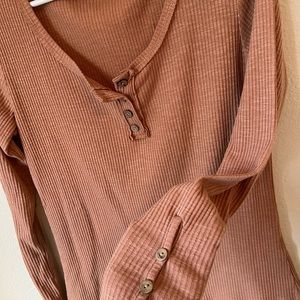 Large peach long sleeve shirt